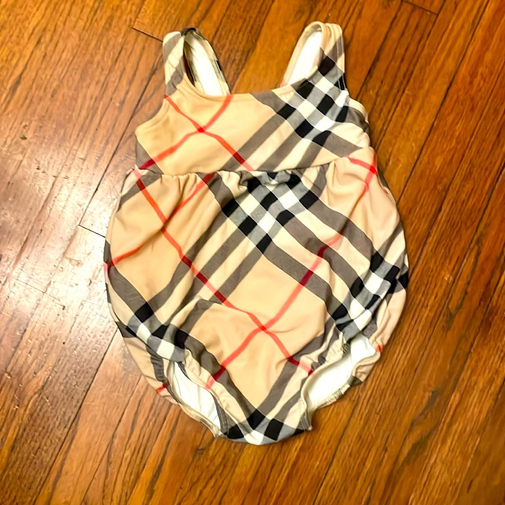 BURBERRY swim suit baby size 2t   (bag1/2)